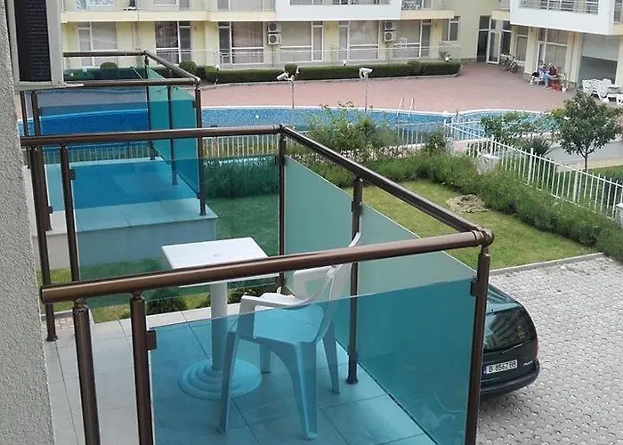 Sun Gate - Kamil Sluneční pobřeží